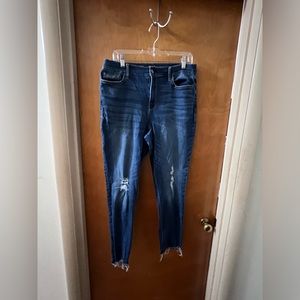 Women’s ANA, high-rise, jean jagging size 14